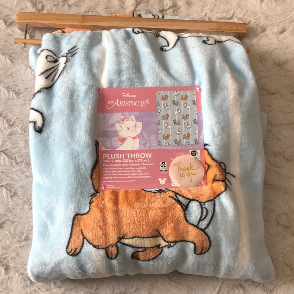 Disney The Aristocats Plush Throw Blanket
